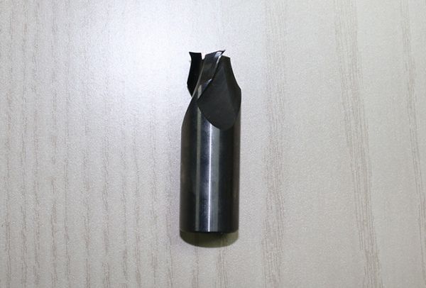 鎢鋼銑刀磨損的原因有哪些？